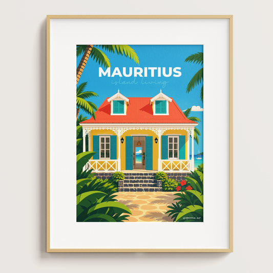 Affiche maison créole mauricienne encadrée dans un intérieur lumineux avec plantes tropicales
